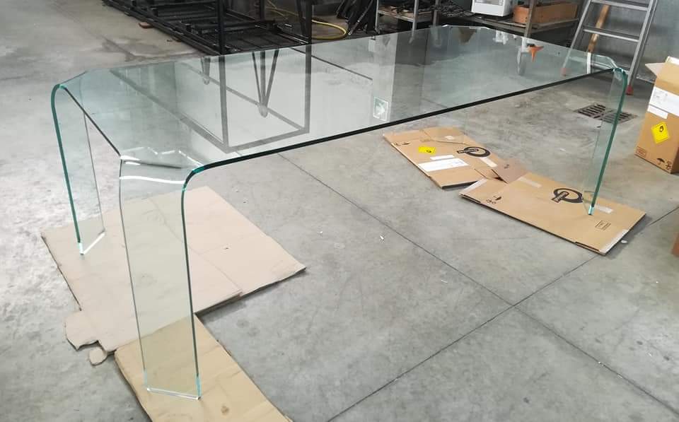 Chemically tempered glass фото